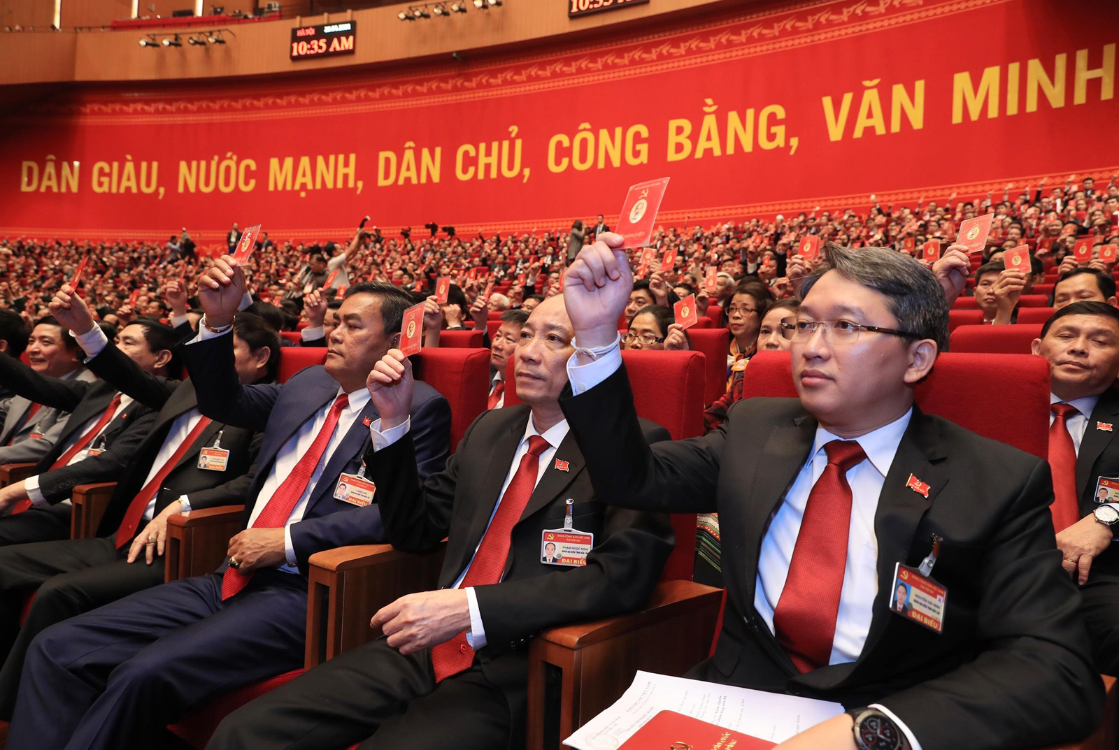 Thực hành dân chủ và nguyên tắc tập trung dân chủ trong Đảng theo Di chúc của Chủ tịch Hồ Chí Minh